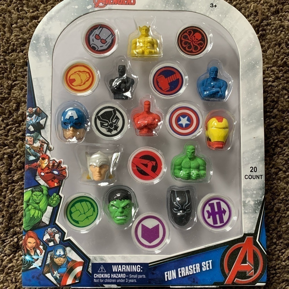 Marvel Avengers Fun Eraser Set